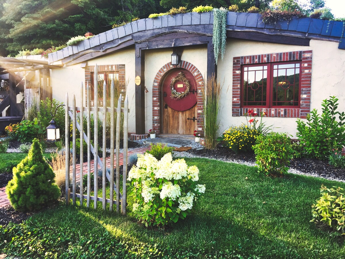 Hill Hobbit House VT