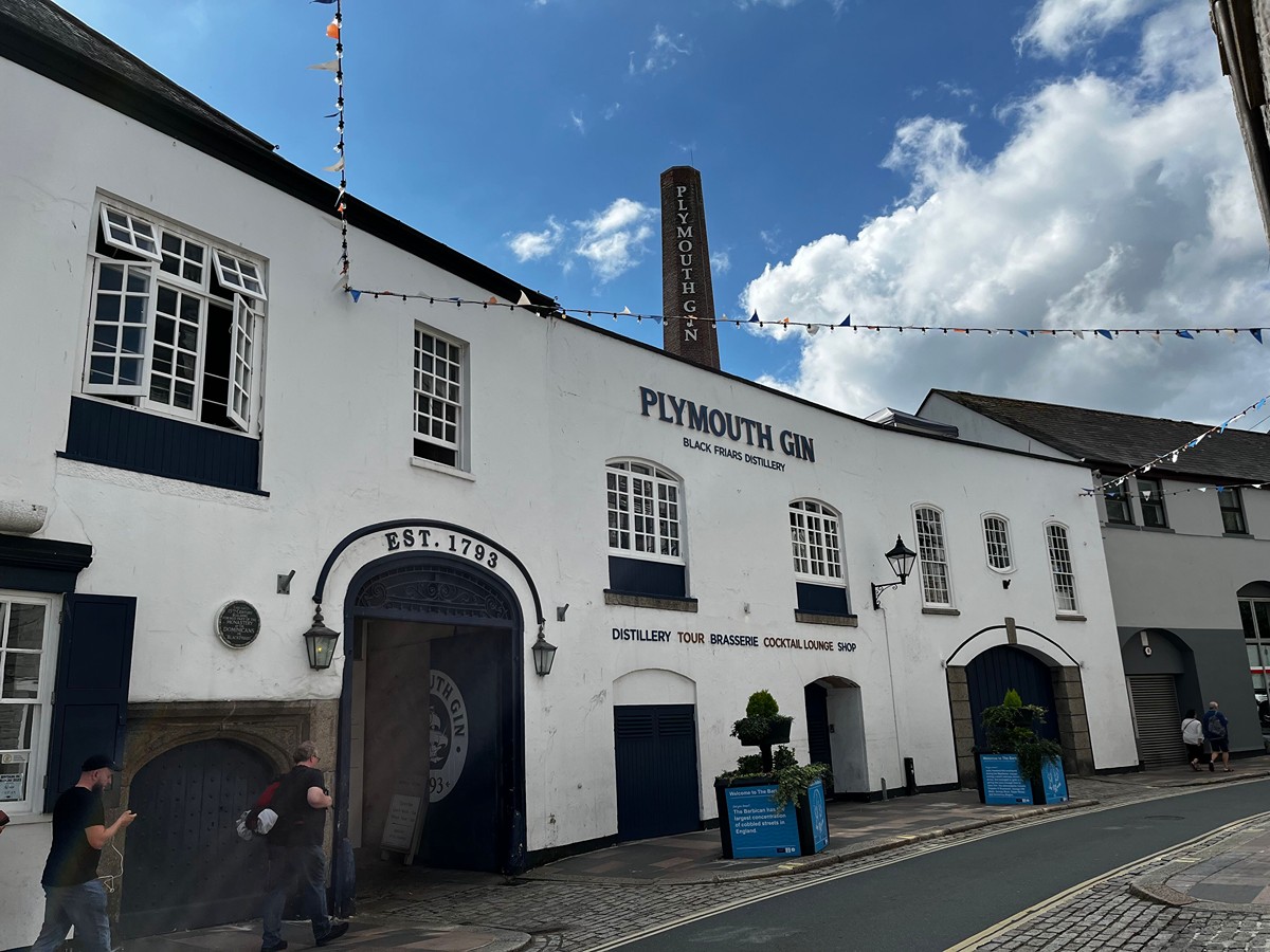 Gin Distillery