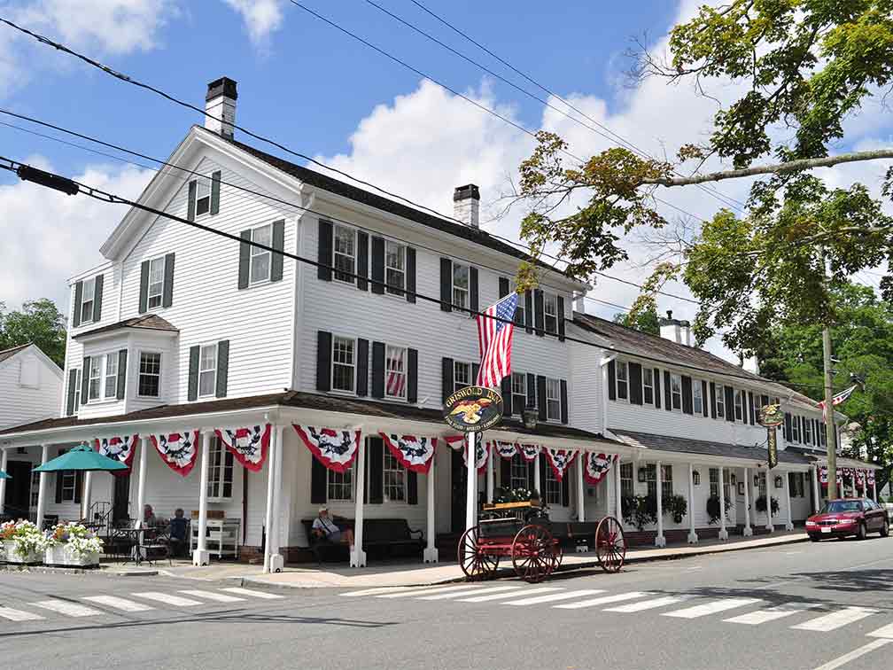 Griswold Inn - Essex, CT